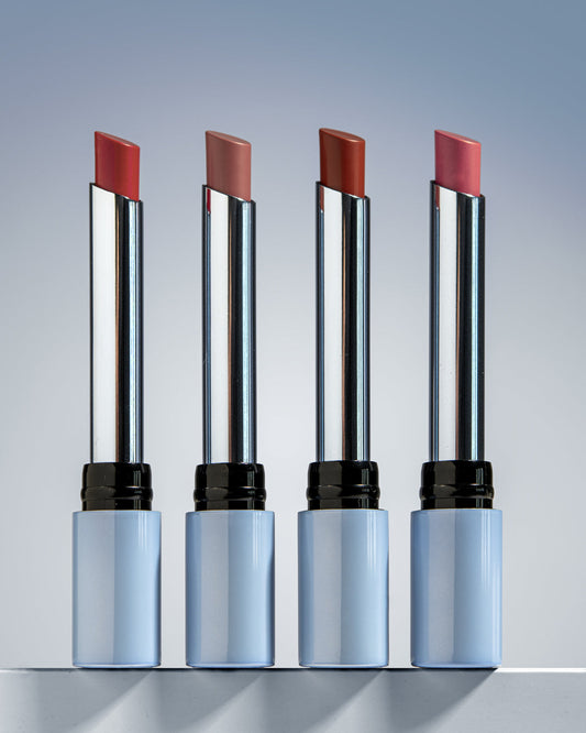 איפור שפתיים