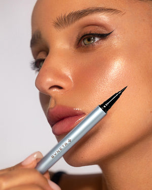 אייליינר טוש מומלץ דרימליינר DREAMLINER Eye Defining Pen