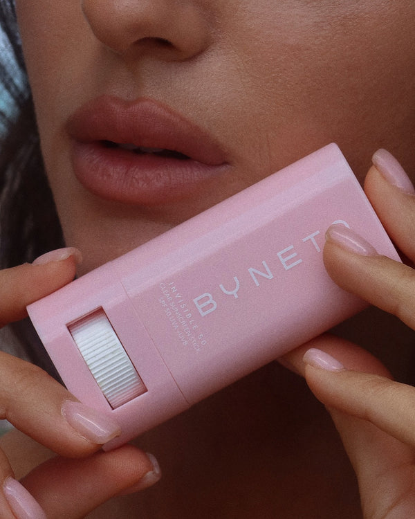 חדש באתר סטיק ווקס לשיער ומסקרה קליק חומה