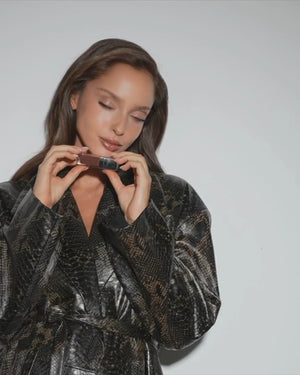 סרטון שמן שפתיים חום נטע אלחמיסטר 