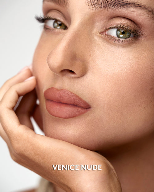 איפור שפתיים גוון Venice Nude נטע אלחמיסטר